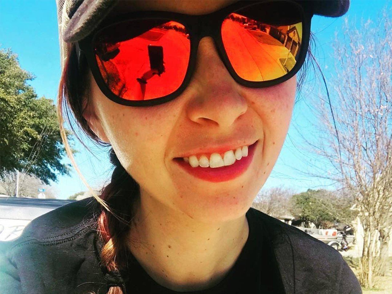 Sig_Black_Infrared_Female-4